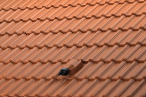 Przejście solarne Ø5-47 TILE S53 do dachówek betonowych  Wirplast 